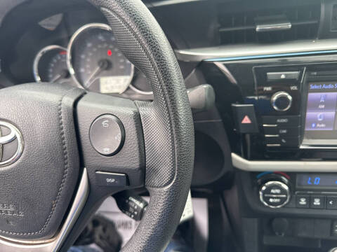 2015 Toyota Corolla LE