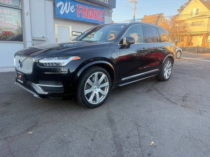 2017 Volvo XC90 T8 eAWD Inscription