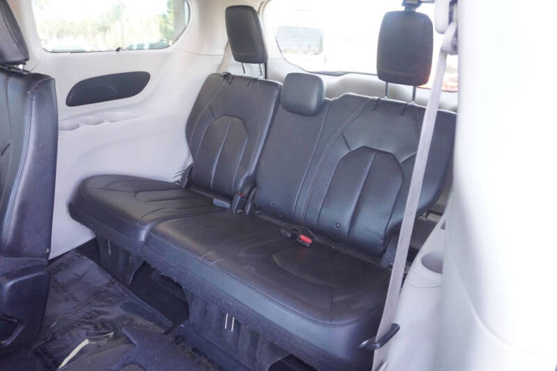 2017 Chrysler Pacifica