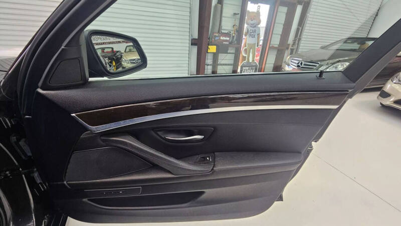 2016 BMW 5 Series 535i