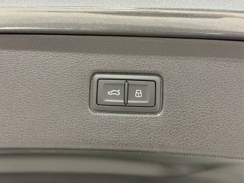 2024 Audi Q7 quattro Prestige 55 TFSI