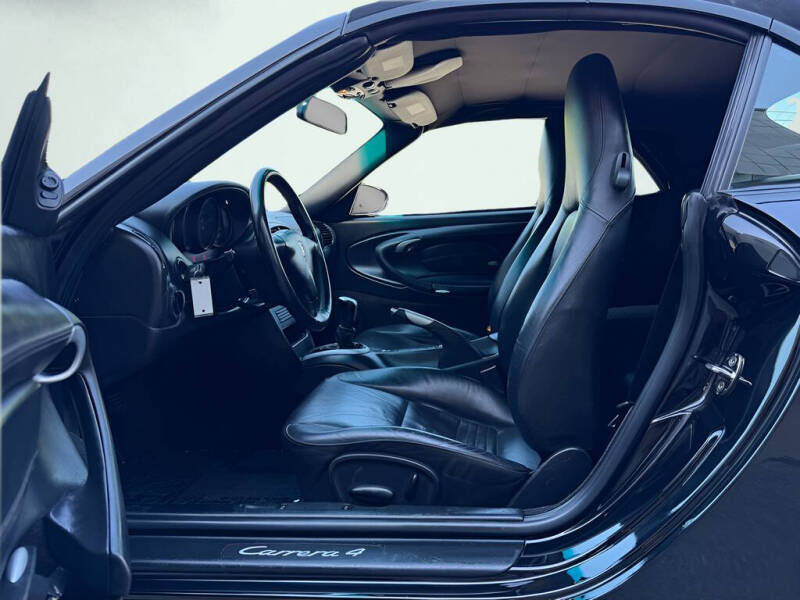 2002 Porsche 911 Carrera