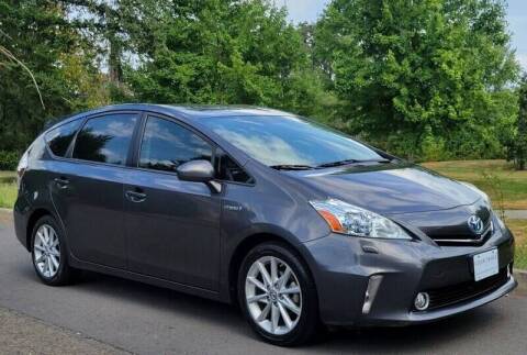 2012 Toyota Prius v for sale at CLEAR CHOICE AUTOMOTIVE in Milwaukie OR