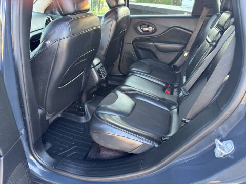 2017 Jeep Cherokee Trailhawk