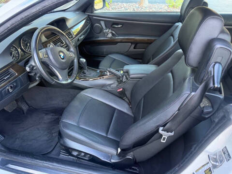 2012 BMW 3 Series 328i