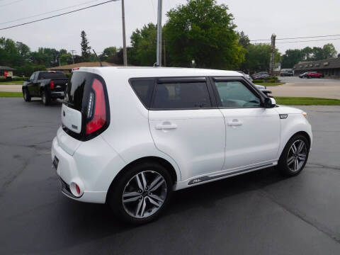 2016 Kia Soul +