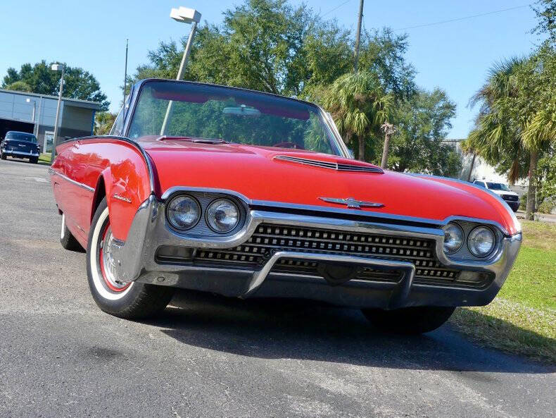 1962 Ford Thunderbird