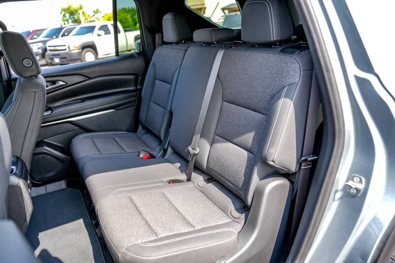 2024 Chevrolet Traverse LS
