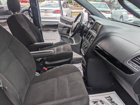 2016 Dodge Grand Caravan SE