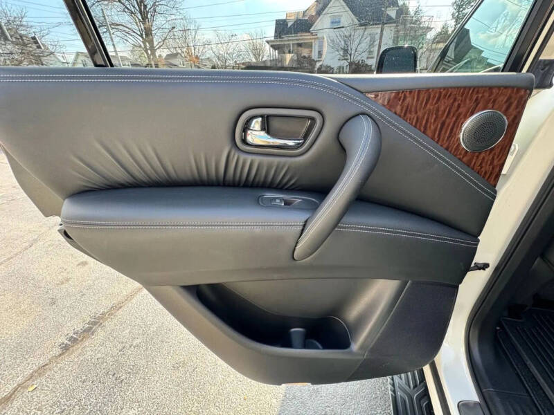 2020 Nissan Armada Platinum