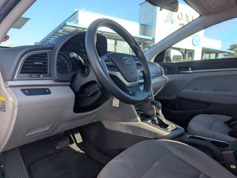 2018 Hyundai Elantra