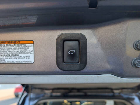 2017 Toyota Sienna XLE 8-Passenger