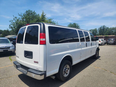 2020 GMC Savana LT 3500