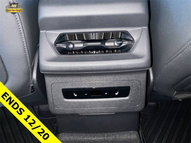 2025 Audi Q6 e-tron Premium