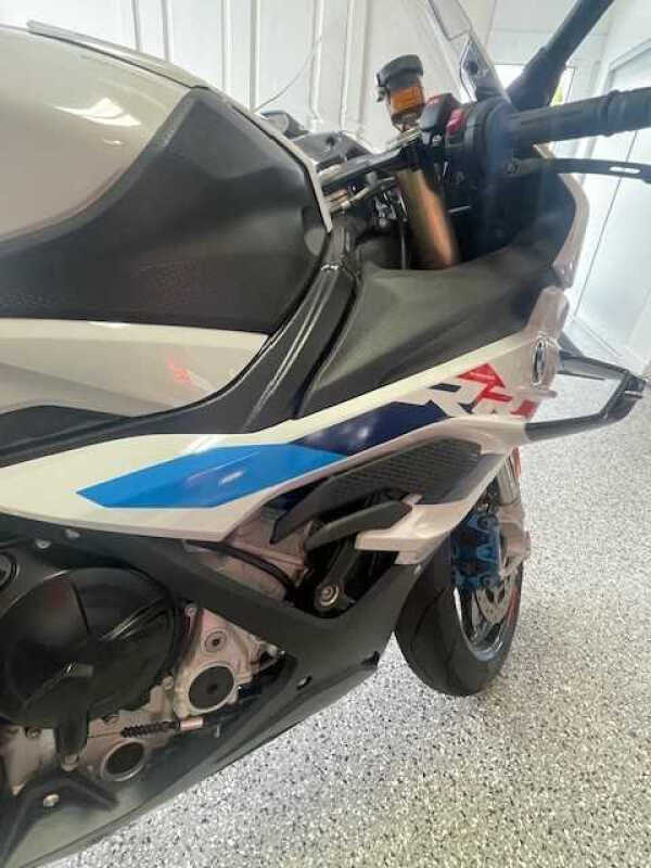 2024 BMW S 1000 RR