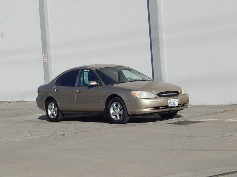 2000 Ford Taurus for sale at Gilroy Motorsports in Gilroy CA