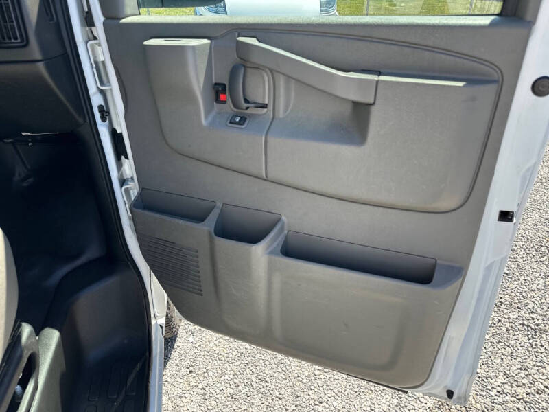 2021 Chevrolet Express 2500