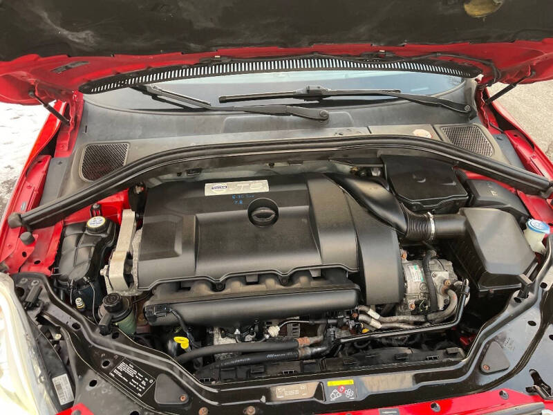 2010 Volvo XC60 T6 R-Design