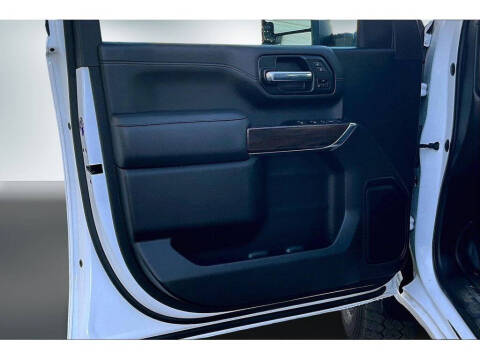 2022 GMC Sierra 2500HD SLT