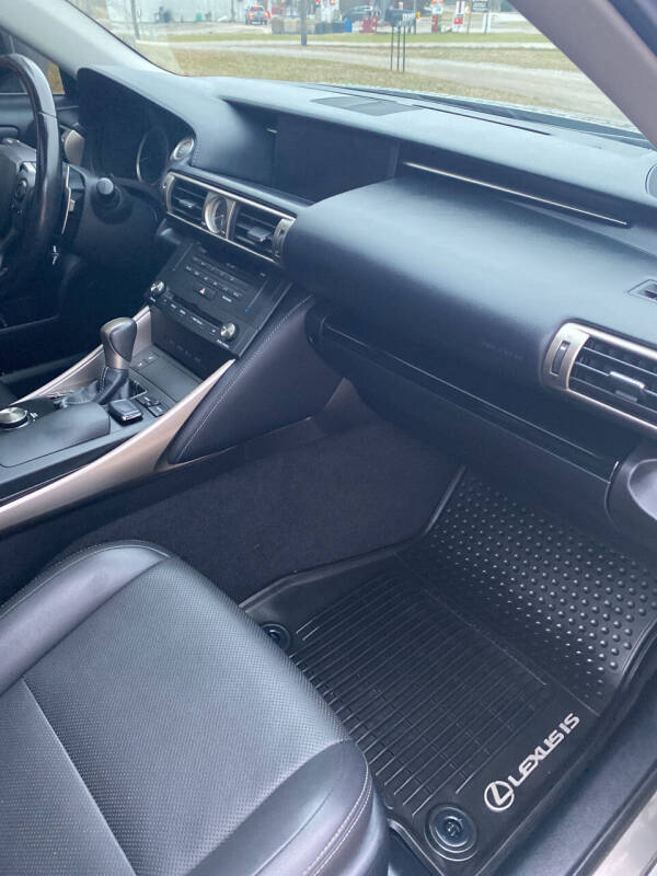 2015 Lexus IS 250 Crafted Line