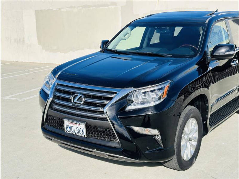 2019 Lexus GX PREMIUM photo 7