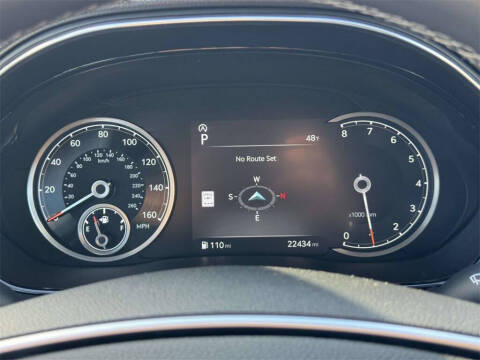 2023 Genesis GV70 2.5T Standard