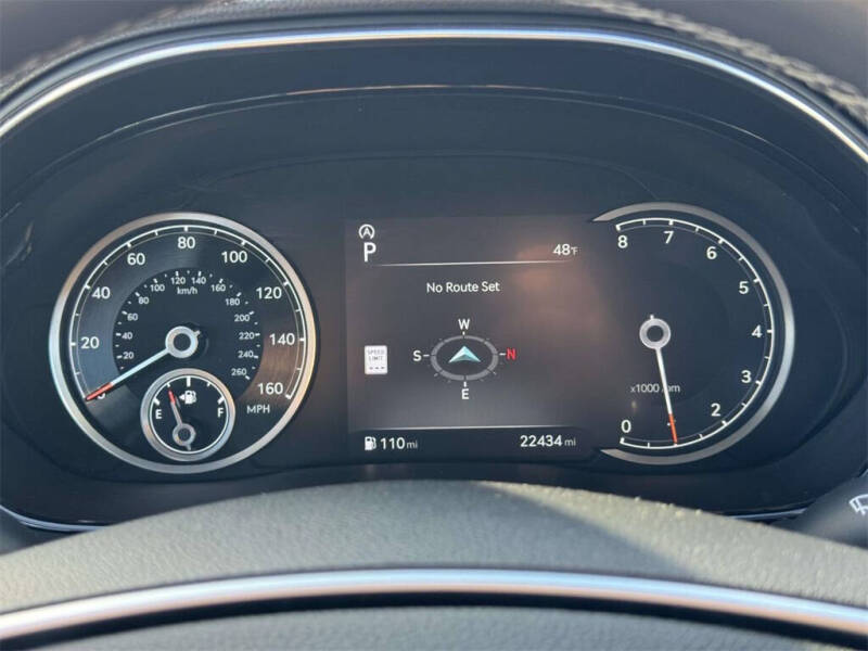 2023 Genesis GV70 2.5T Standard