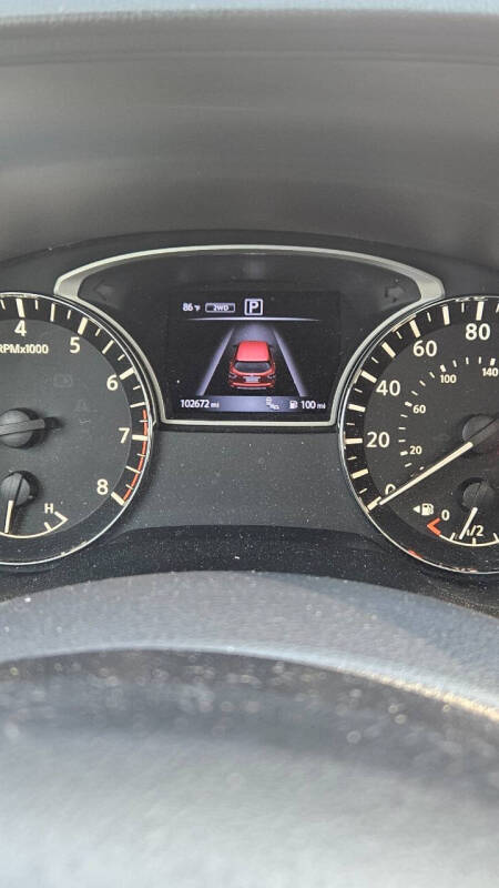 2016 Nissan Pathfinder SL