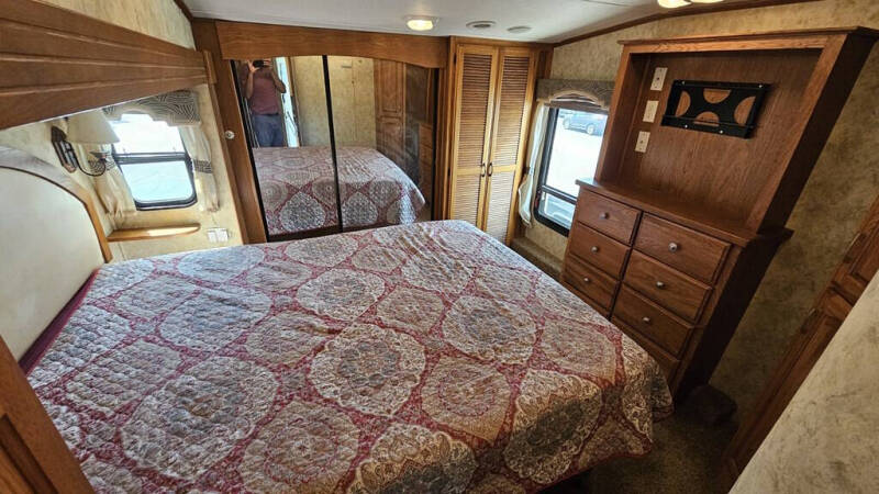 2011 Forest River BROOKSTONE 366R