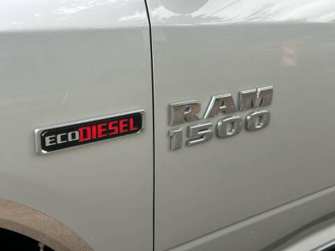 2015 RAM 1500 SLT