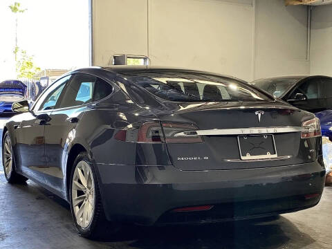 2017 Tesla Model S 75D