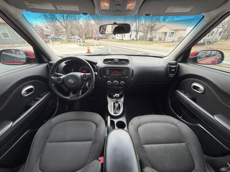 2015 Kia Soul +