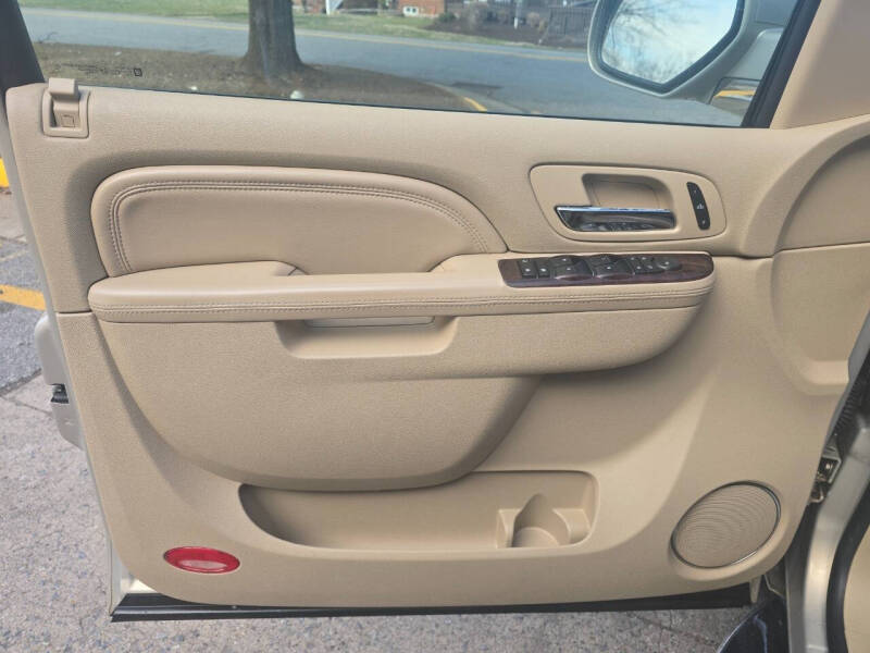 2010 Cadillac Escalade ESV Luxury