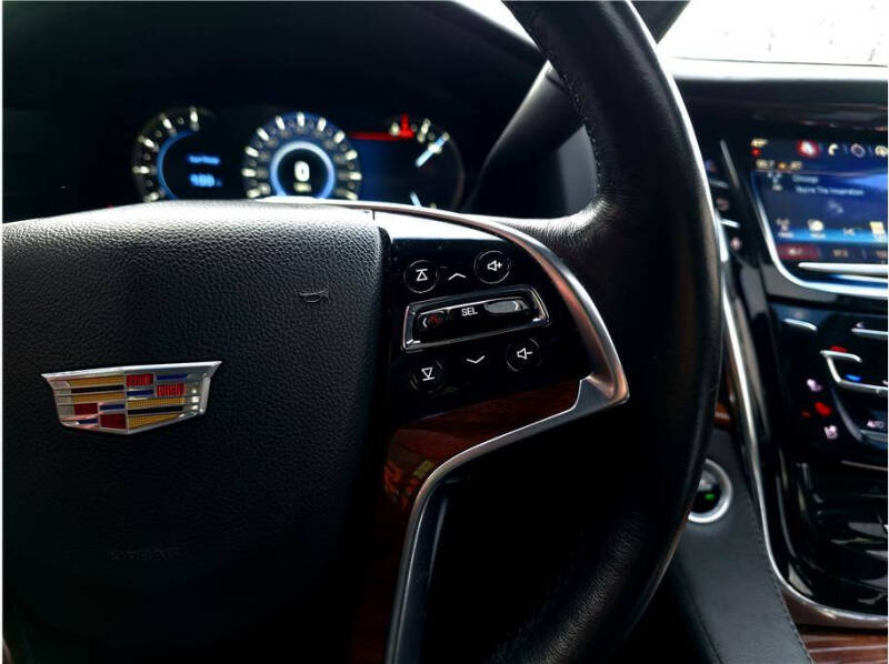 2016 Cadillac Escalade ESV Luxury Collection