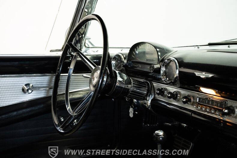 1956 Ford Thunderbird
