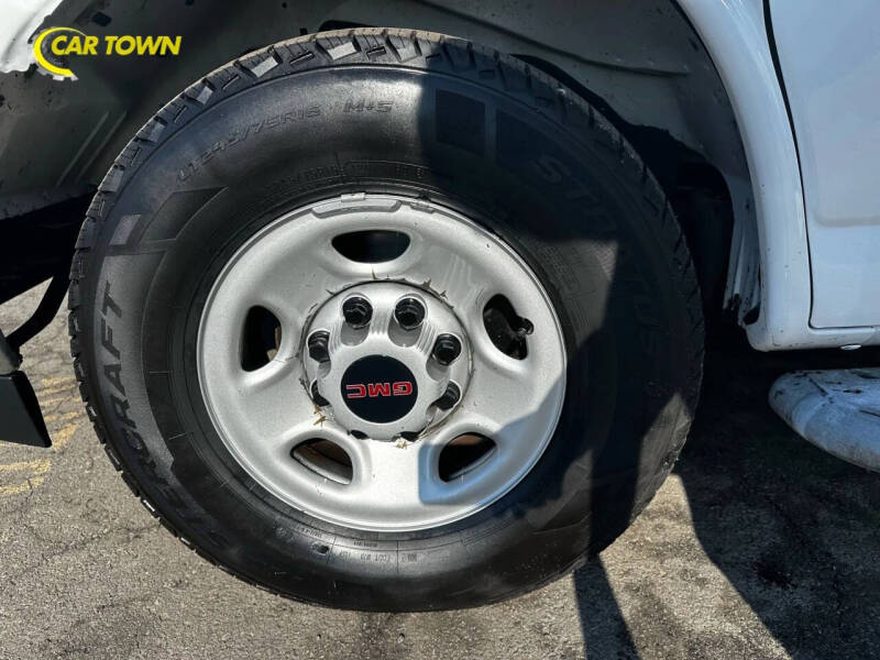 2019 GMC Savana 2500