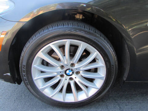 2015 BMW 5 Series 528i
