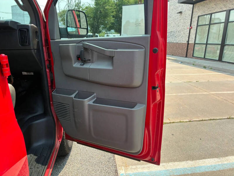 2019 GMC Savana 2500