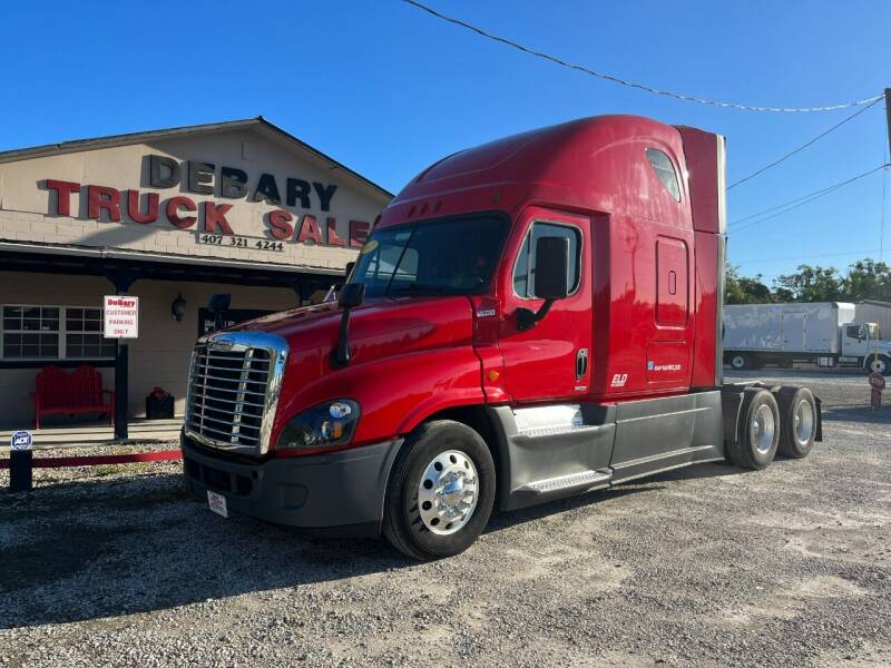 2017 Freightliner Cascadia for sale at DEBARY TRUCK SALES in Sanford FL