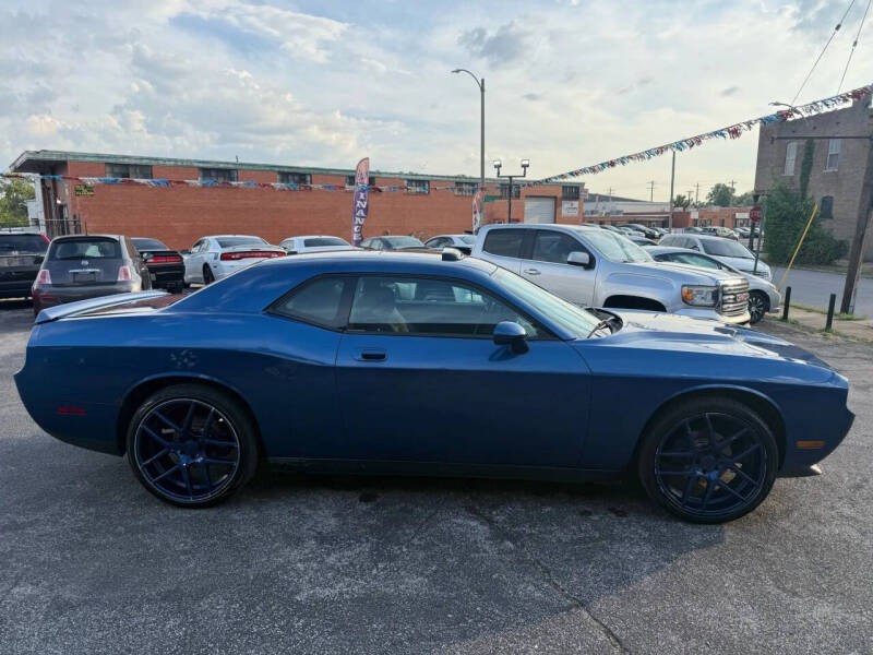 2009 Dodge Challenger SE