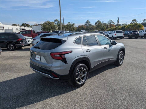 2025 Chevrolet Trax LT