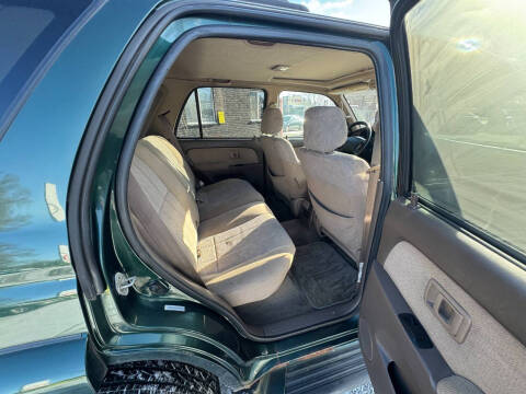 2000 Toyota 4Runner SR5