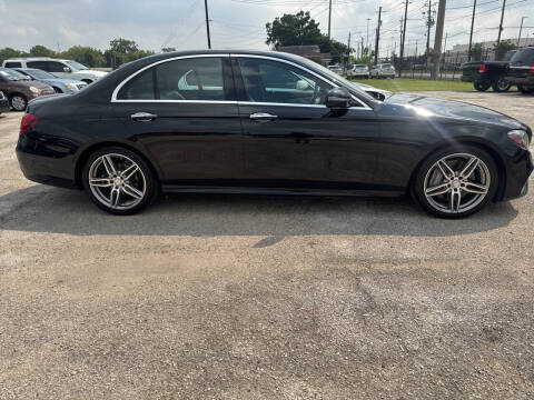 2017 Mercedes-Benz E-Class E 300