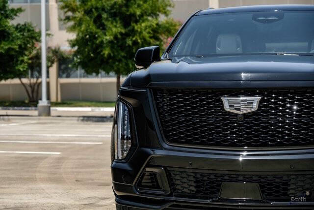 2026 Cadillac Escalade-V ESV