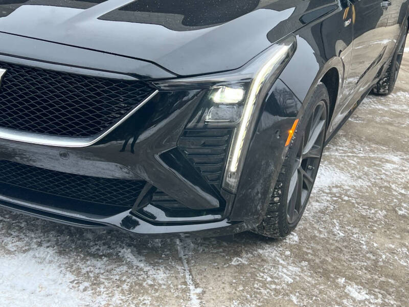 2025 Cadillac CT5-V