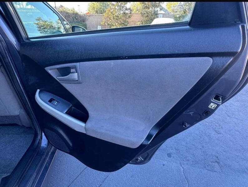 2015 Toyota Prius Plug-in Hybrid