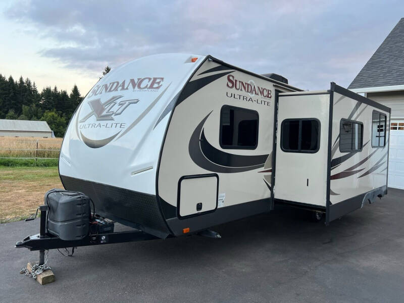 2017 Heartland Sundance  281DB XLT U for sale at Catuna Motor Company in Damascus OR