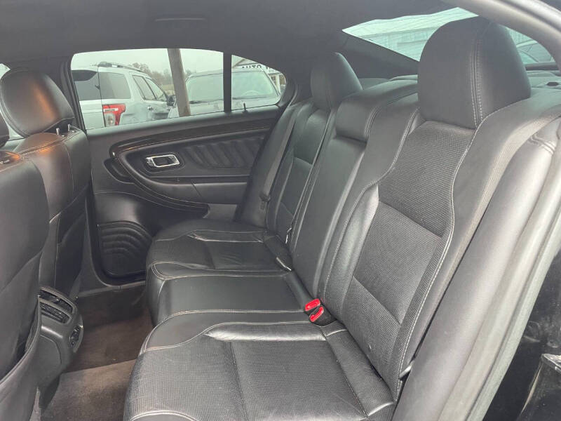 2018 Ford Taurus Limited