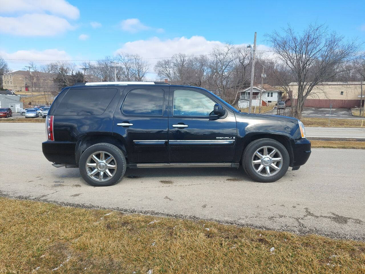 2007 GMC Yukon for sale at Fast Track Auto Mart in Kansas City, MO