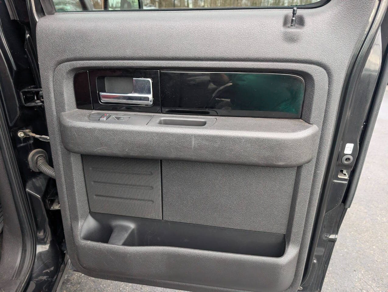 used 2013 Ford F-150 car, priced at $19,999